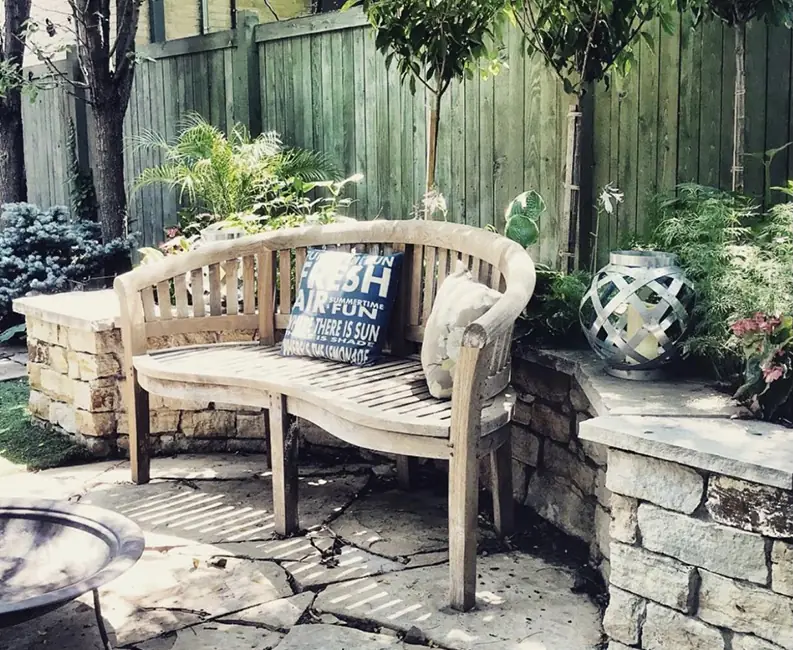 A bench garden with stone and turf, then and now. Today